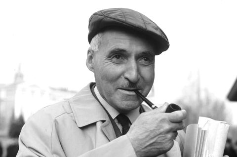 НА ФРОНТОВЫХ ПЕРЕКРЕСТКАХ КОНСТАНТИНА СИМОНОВА